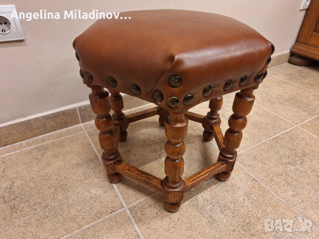Винтидж табуретка естествена кожа , снимка 2 - Столове - 53802903