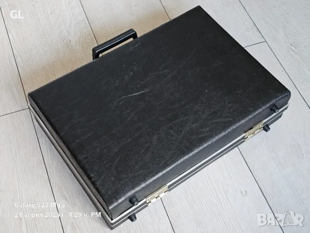 Дипломатически куфар от соца , снимка 2 - Антикварни и старинни предмети - 50022637