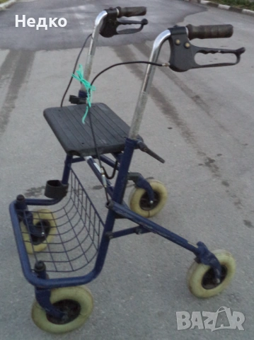 ПРОХОДИЛКА сгъваема с две спирачки, снимка 5 - Ролатори - 53671434