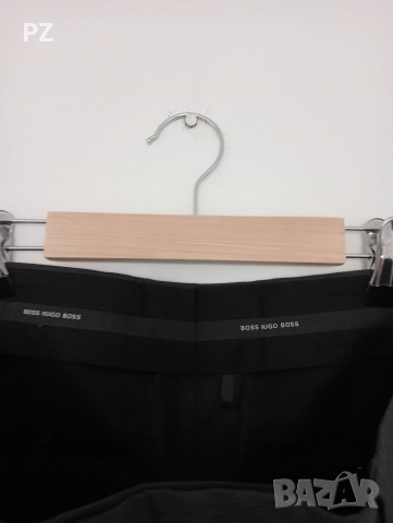 Панталон Hugo Boss, 100% вълна , снимка 3 - Панталони - 52803451