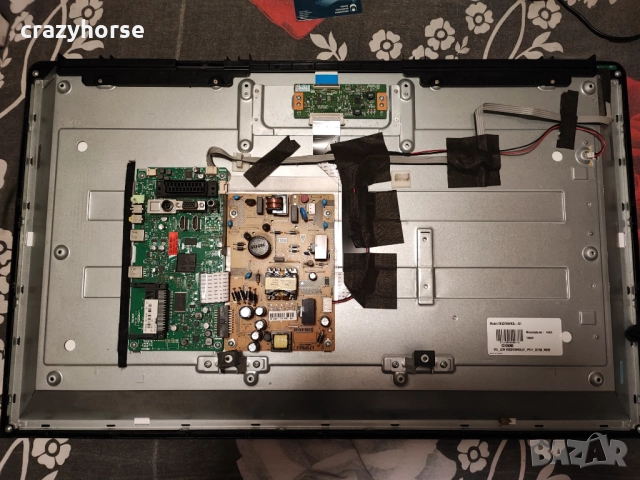 Телевизор Toshiba 32" на части, снимка 2 - Телевизори - 51657497