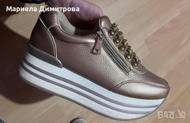  Дамски златисти обувки, снимка 1