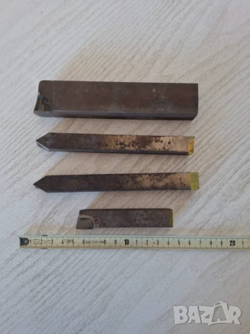 Ножове за струг