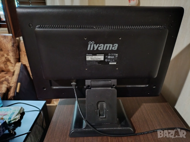 Монитор IIYAMA ProLite E2003WSV, снимка 5 - Монитори - 51482544