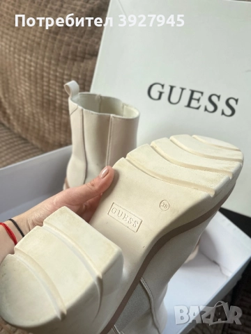 Дамски кожени боти GUESS, снимка 2 - Дамски боти - 52501722