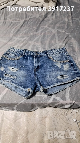 Къси дънкови панталони размер хл.Два пъти са носени