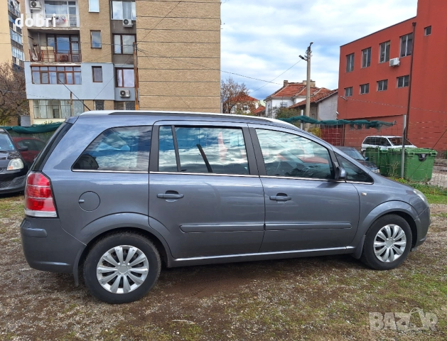 Опел Зафира 1.6 klimatik 7места, снимка 2 - Автомобили и джипове - 51973991
