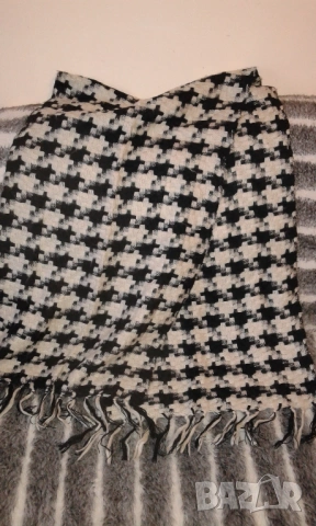 малко носен H&M вълнен шал 