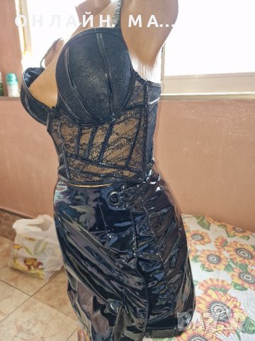 Латексов Комплект /42/л чашка eur 85C, снимка 3 - Корсети, бюстиета, топове - 40310148