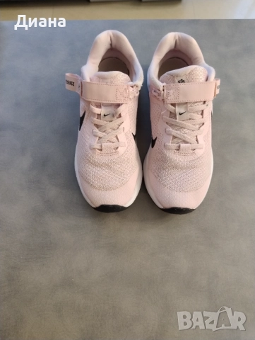 Детски маратонки Nike revolution 6 flyease nn, размер 35,5 (стелка 22,5 см) , снимка 2 - Детски маратонки - 52103790