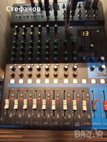 Миксер конзола Yamaha MG12XU, снимка 2 - Ресийвъри, усилватели, смесителни пултове - 53132694