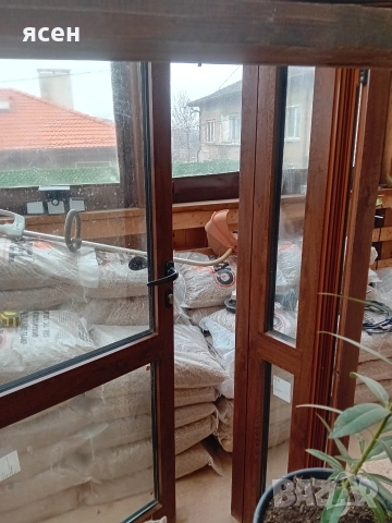 Продавам алуминиева врата цвят орех термо , снимка 5 - Входни врати - 52593004