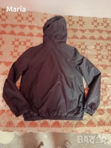 Пролетно яке за момиче на Бенетон , снимка 5 - Детски якета и елеци - 47821128