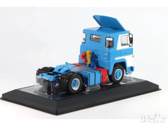 Scania LBT 141 влекач 1976 - мащаб 1:43 на IXO моделът е нов в PVC дислей-кейс, снимка 2 - Колекции - 52802548