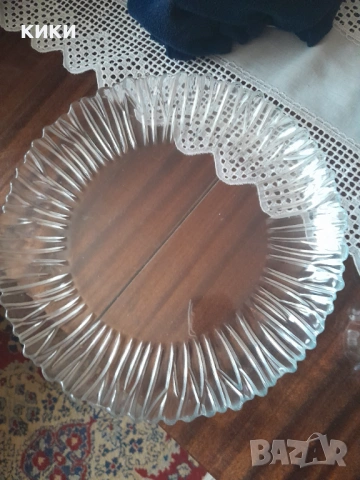 Сервиз за хранене Порцелан , снимка 7 - Сервизи - 39639526