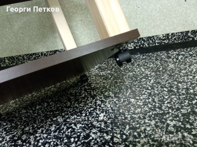 Малка холна масичка,с колелца, снимка 4 - Маси - 40764578