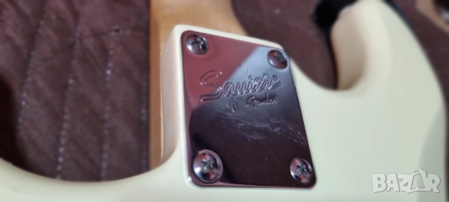 Нова Електрическа китара Fender Squier комплект кубе и процесор, снимка 7 - Китари - 53402871