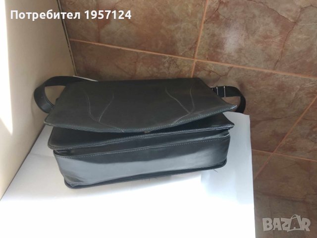 Черна дамска чанта, снимка 6 - Чанти - 42544978