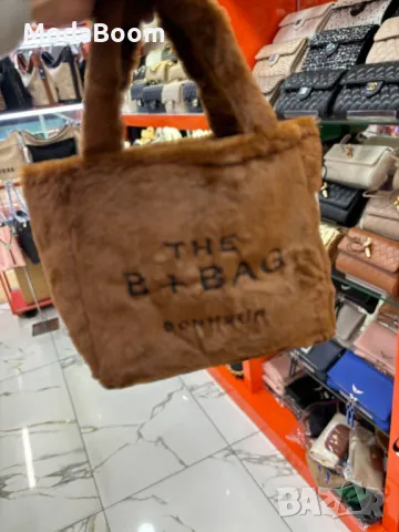 The B+Bag дамски чанти различни цветове , снимка 3 - Чанти - 48241576