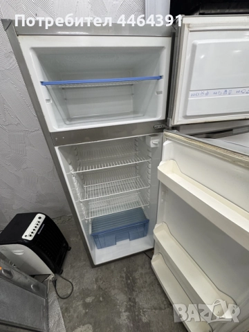 Хладилник с фризер indesit , снимка 7 - Хладилници - 56012246