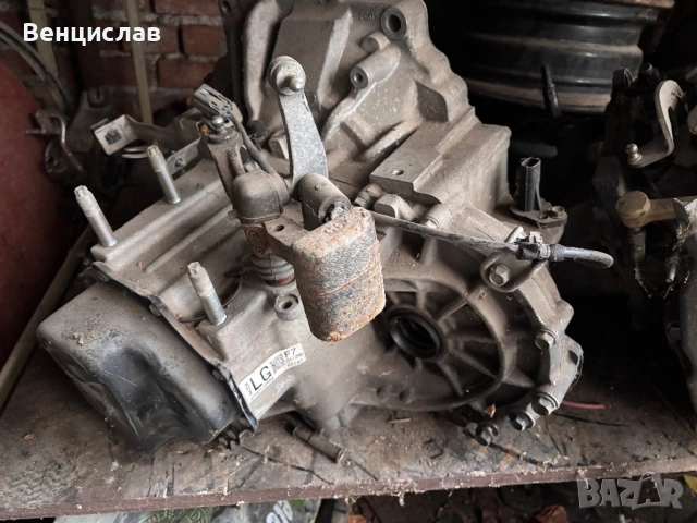 Скоростна кутия за Мазда 2 1.3 75 коня, снимка 2 - Части - 52679674