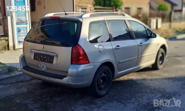 Пежо 307 SW Facelift, снимка 9 - Автомобили и джипове - 50886951