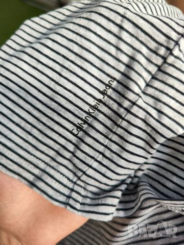 Calvin Klein дамска кроп тениска/ кроп топ, М размер, снимка 4 - Корсети, бюстиета, топове - 41066495