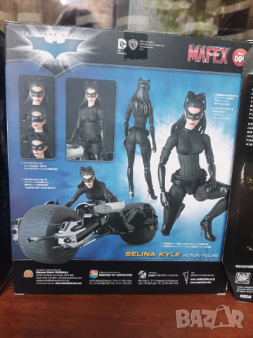 Екшън фигури на Joker Cat woman и Predator, нови с кутия, снимка 3 - Колекции - 36238836