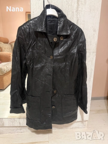 ДВЕТЕ ЗА 10€ Дамски палта от естествена кожа, снимка 2 - Палта, манта - 53039384