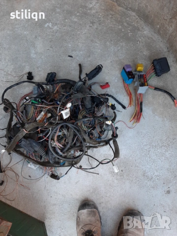 Рено сценик 1.5 дци 2004, снимка 13 - Автомобили и джипове - 53870700