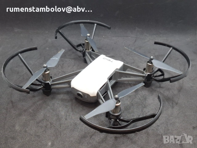 DJI Ryze Tello + Game Sir контролер + усилвател за Wi-Fi и др. 