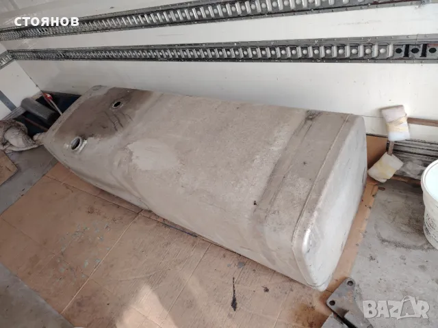  Резервоар 800л със стоиките , снимка 2 - Части - 47171348