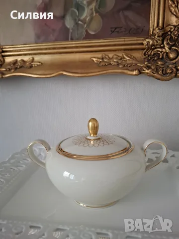 Порцеланова захарница , снимка 2 - Антикварни и старинни предмети - 56057236