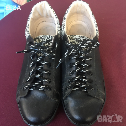 Като нови сникерси естествена кожа, снимка 4 - Маратонки - 36251744