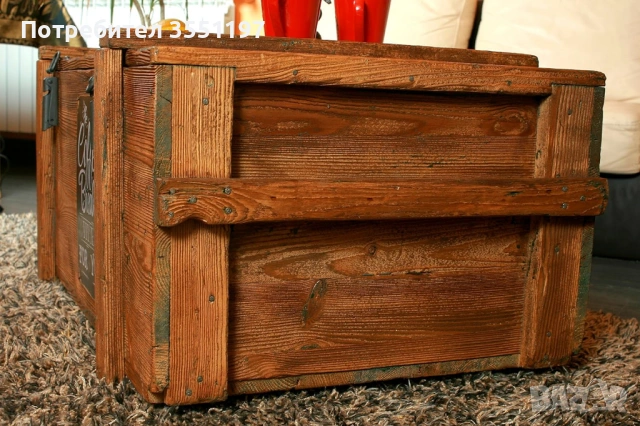 Холна маса от сандък с място за багаж и табела ТАМ КЪДЕТО ИМА ГОЛЯМА ЛЮБОВ,ВИНАГИ СТАВАТ ЧУДЕСА, снимка 4 - Маси - 53260619