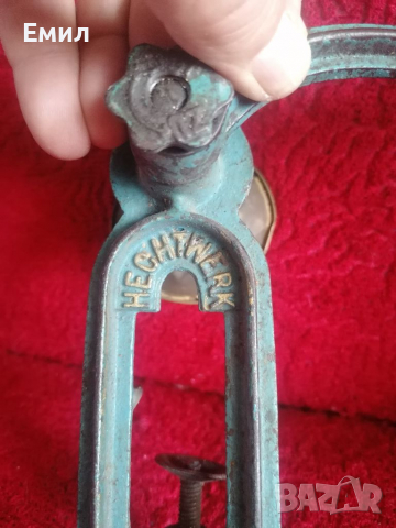 Антикварна мелничка желязо и бронз , снимка 2 - Колекции - 36477760