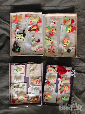 Продавам мартеници от НРБ с фигури , снимка 2 - Колекции - 53620699