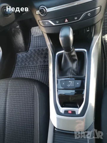 Продавам Пежо 308, снимка 9 - Автомобили и джипове - 49333302