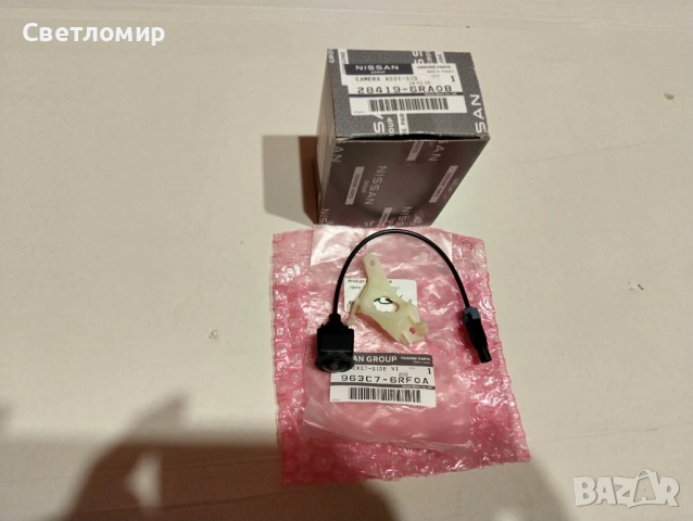 Камера за огледало за Nissan X-trail T33, снимка 2 - Части - 53475849