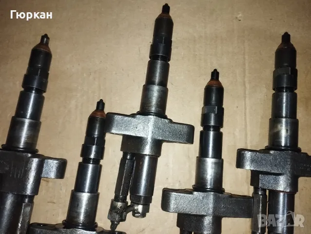  Инжектюр за Komatsu D155    Bosch  6127 - 11  - 3104 , снимка 5 - Части - 50405310