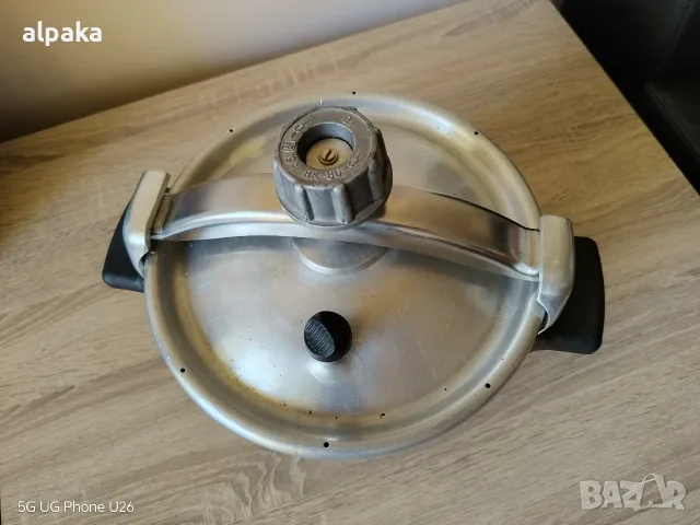 Продавам руска 6-литрова алуминиева тенджера под налягане, снимка 2 - Съдове за готвене - 49143681