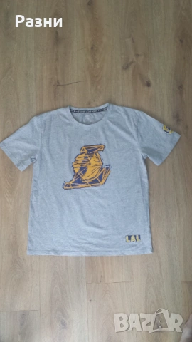 Тениска на LA Lakers като нова (S)