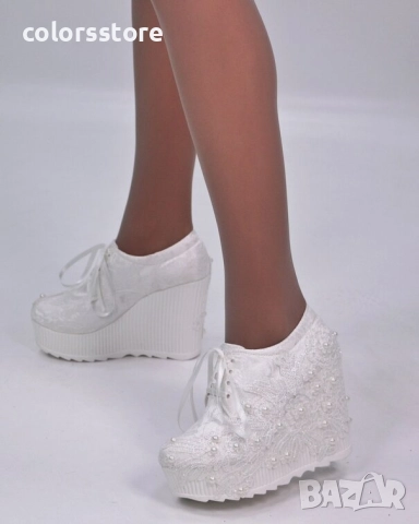 Обувки на платформа - бели - 2503 , снимка 2 - Кецове - 51520325