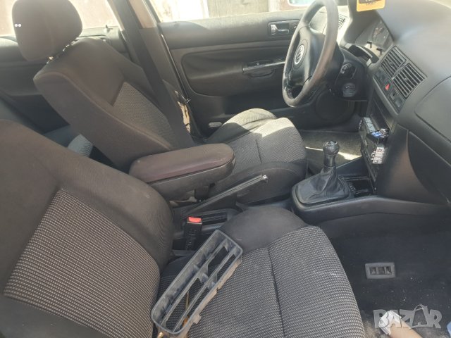Golf 4 1.6 101к.с на части , снимка 10 - Автомобили и джипове - 42500377