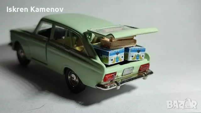 Москвич 1500 ИЖ А12, снимка 5 - Колекции - 56374665