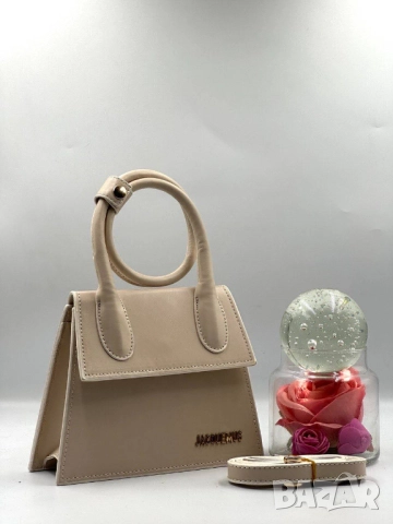 чанти 19х16см jaquemus