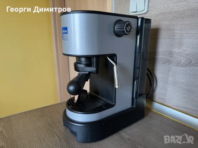 Кафемашина Lavazza Blue LB800 с капсули, снимка 2 - Кафемашини - 55941441