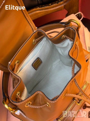 раници MİU MİU Висок клас 25 x 30 cm / 281€ 18,5x22 cm / 255€, снимка 3 - Раници - 53182613