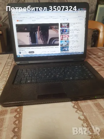 Лаптоп Sony Vaio  15,4 инча , снимка 2 - Лаптопи за работа - 47917499