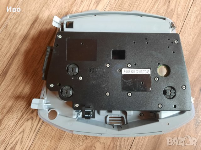 Плафон осветление Мерцедес вито виано W639 Vito Viano, снимка 2 - Части - 41815354